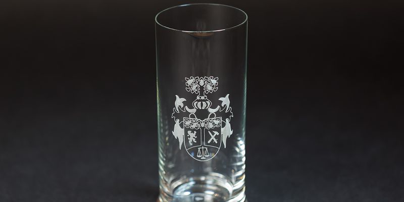 trinkglas-gravur8A51DAD5-24FF-8795-8F55-CBCD800AE235.jpg